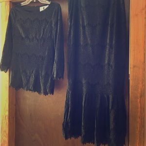 Dainty Jewels lace top and skirt